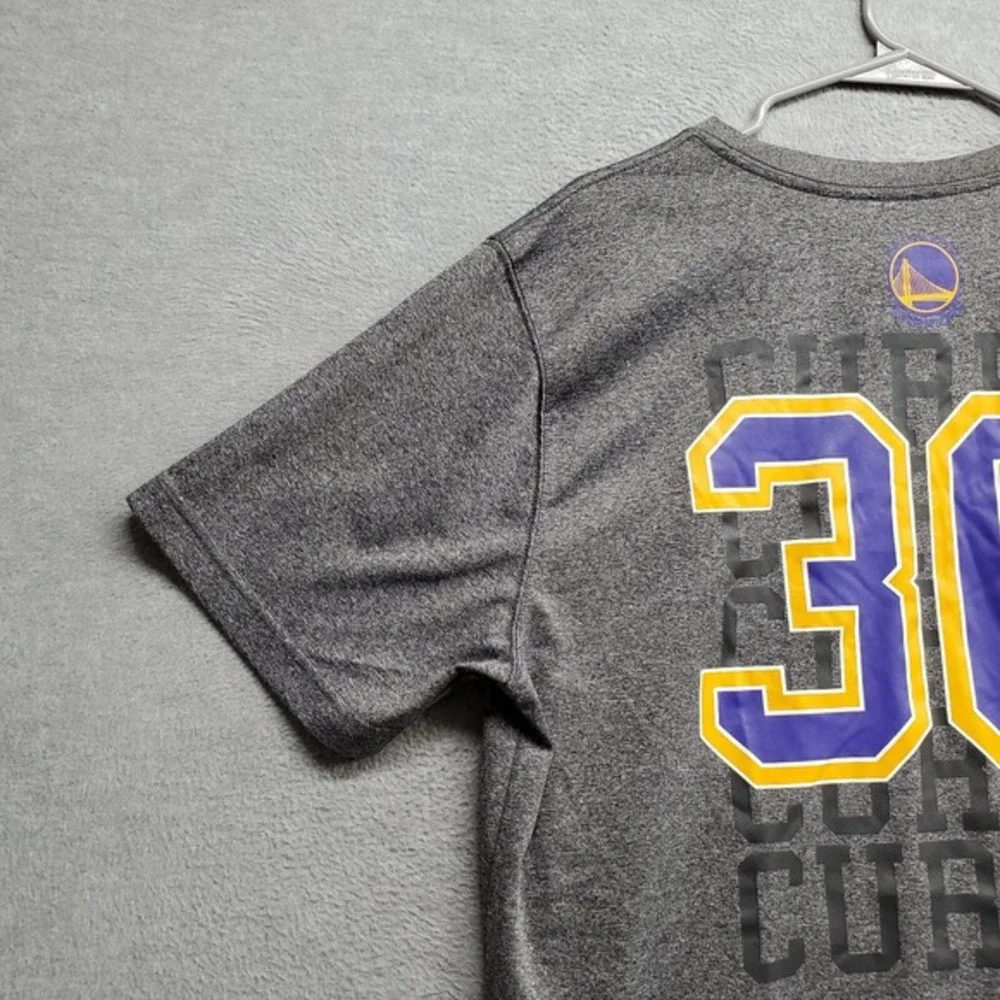 Golden State Warriors Men Shirt Large Gray Stephen Curry‎ #30 Graphic Print NBA